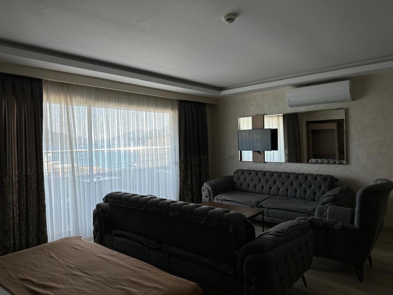 Point Beach Hotel Мармарис Екстериор снимка